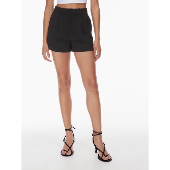 Aritzia Pants - Babaton• Pleated 3" Short